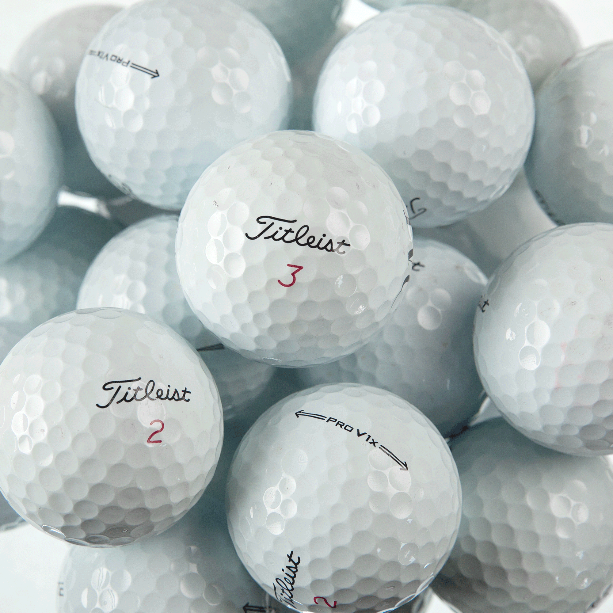 PACK TITLEIST – 24 Pro v1 4A, 24 Pro v1x 4A, 12 Pro 2A, 96 Titleist 2A