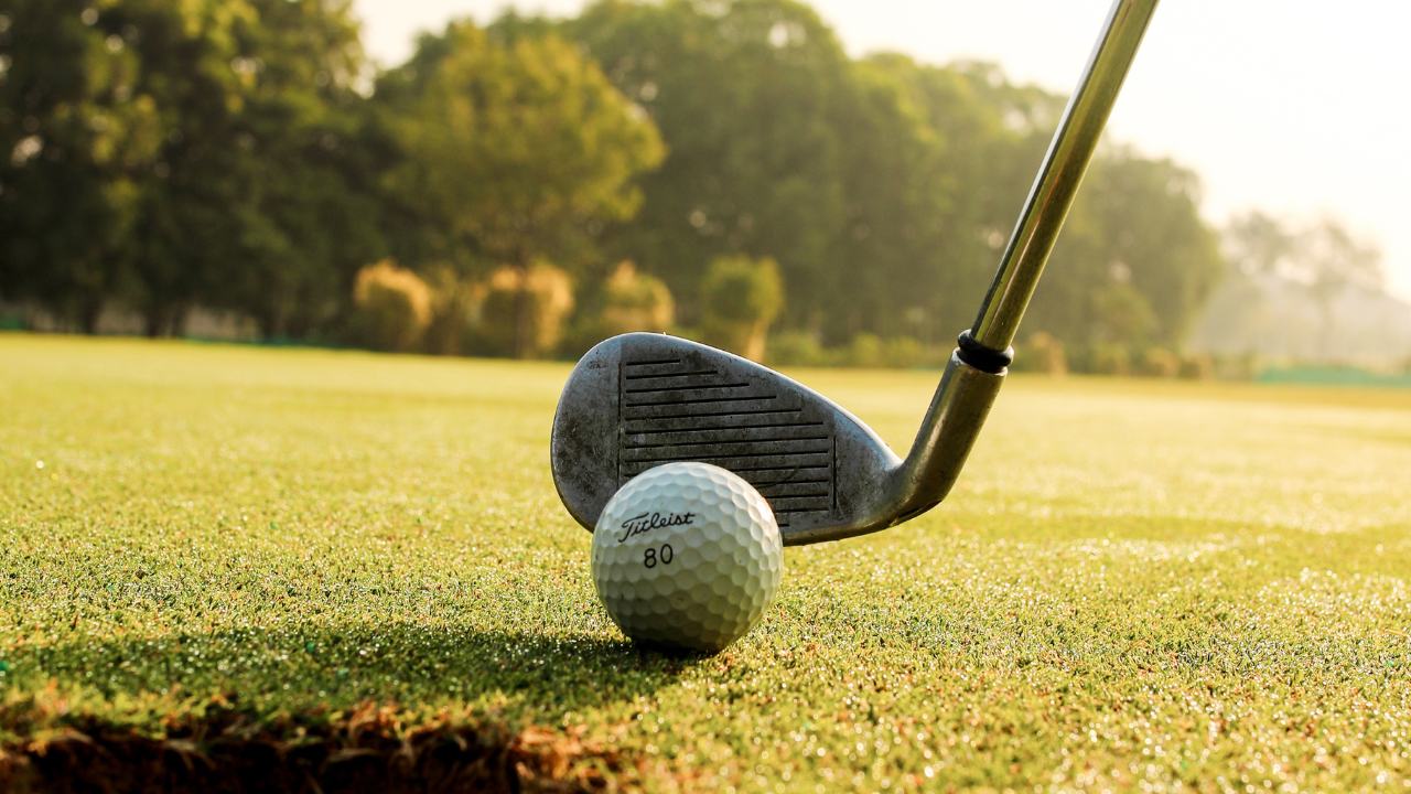 La compression d'une balle de golf c'est quoi ?